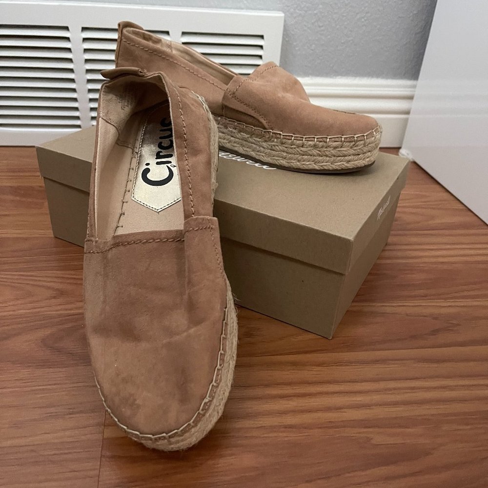 Circus - Tan Canvas Shoes